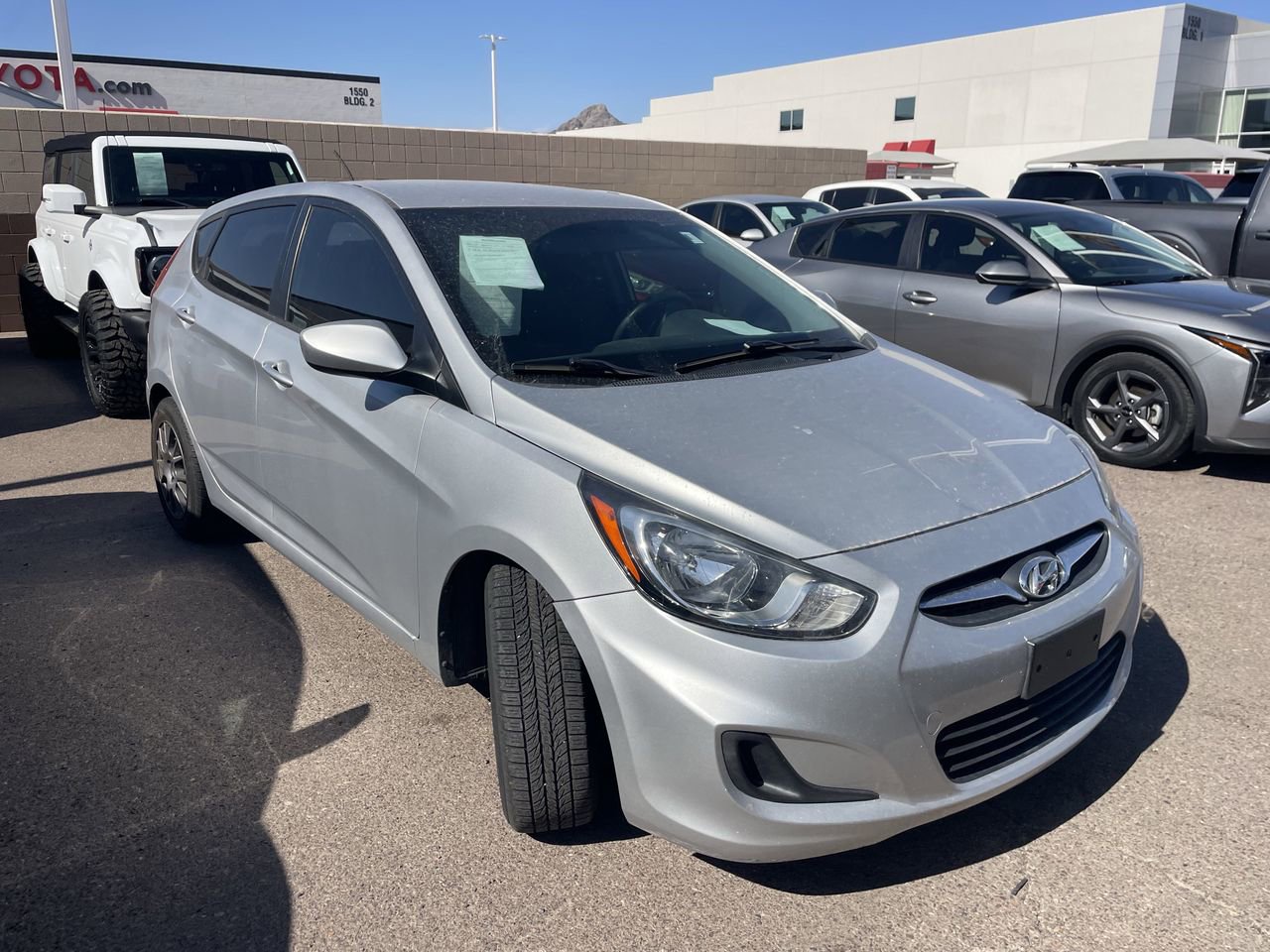 Used 2012 Hyundai Accent GS FWD image 2