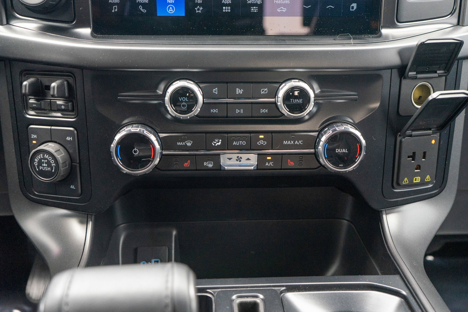 Used 2024 Ford F150 Tremor w/ Tow/Haul Package AWD/4WD image 20