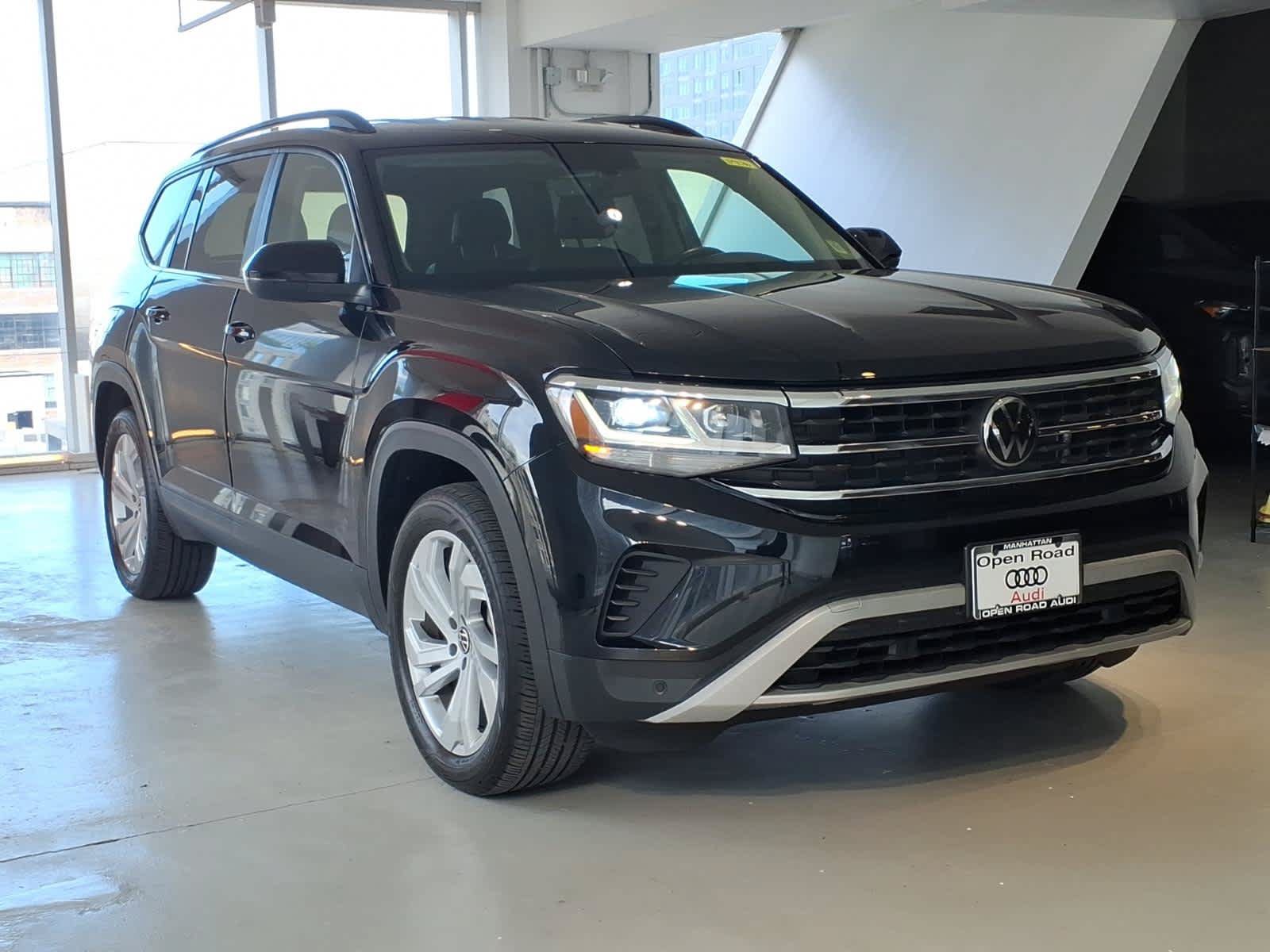 Used 2023 Volkswagen Atlas SE AWD/4WD image 3