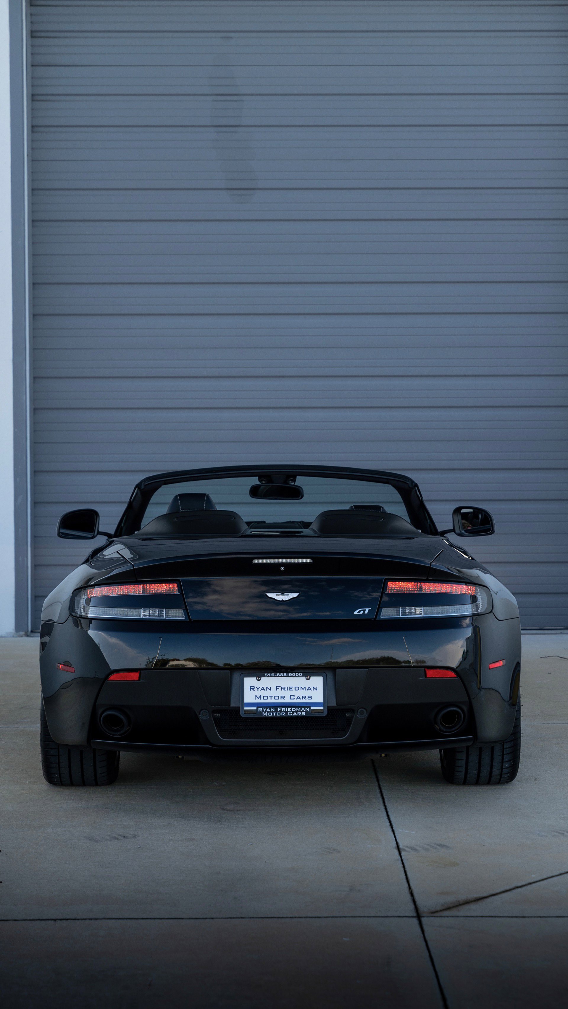 Used 2015 Aston Martin V8 Vantage GT image 11