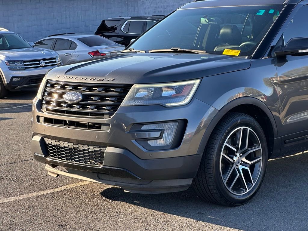 Used 2016 Ford Explorer Sport w/ Equipment Group 401A AWD/4WD image 37