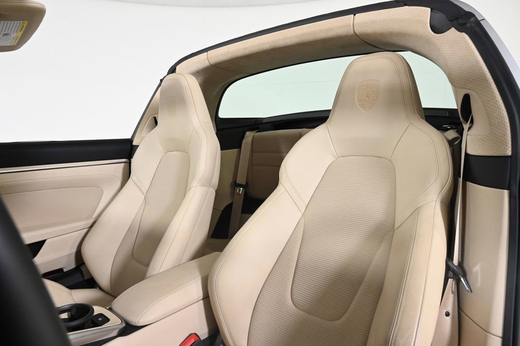 Certified 2021 Porsche 911 Targa 4S image 5