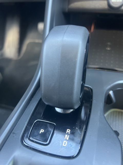 Used 2025 Volvo XC40 B5 Core w/ Climate Package image 15