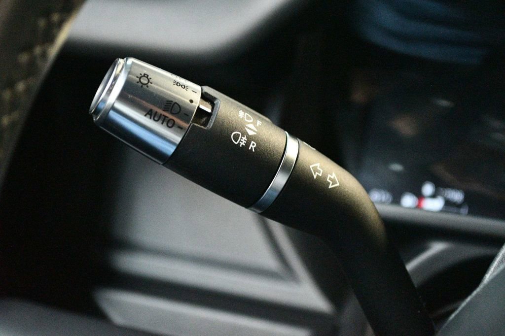 Used 2021 Land Rover Defender 110 X image 73