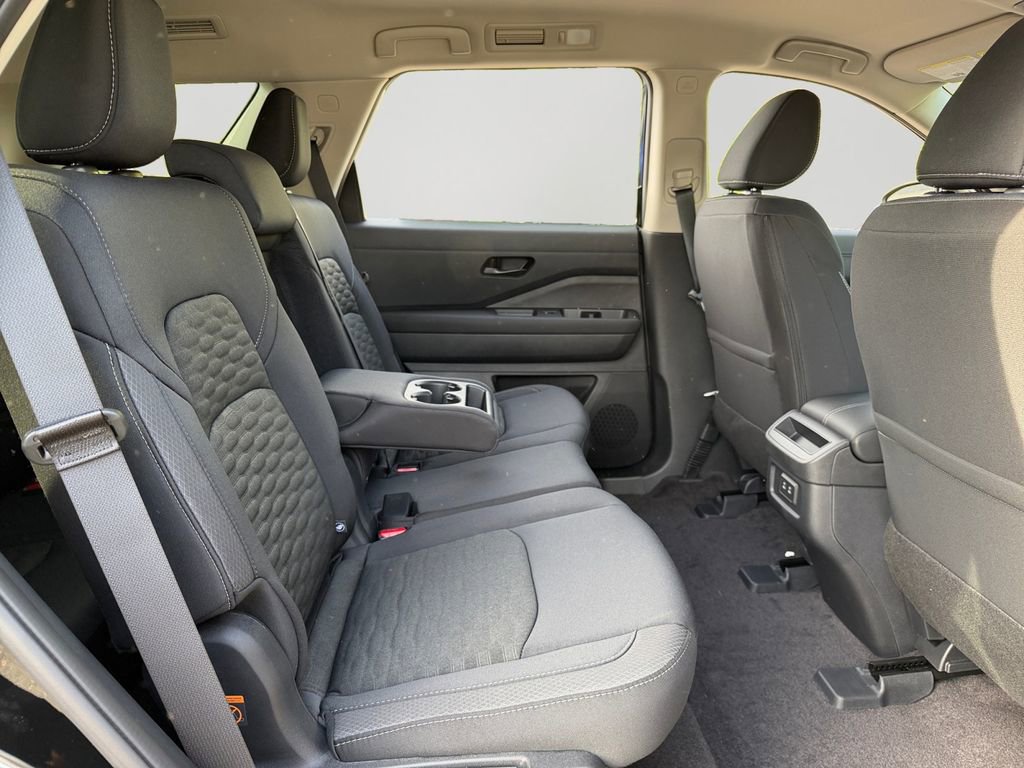 New 2026 Nissan Pathfinder SV AWD/4WD image 6
