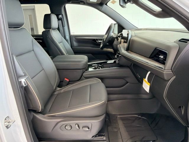 New 2026 Chevrolet Tahoe Premier w/ Sun And Tow Package AWD/4WD image 11