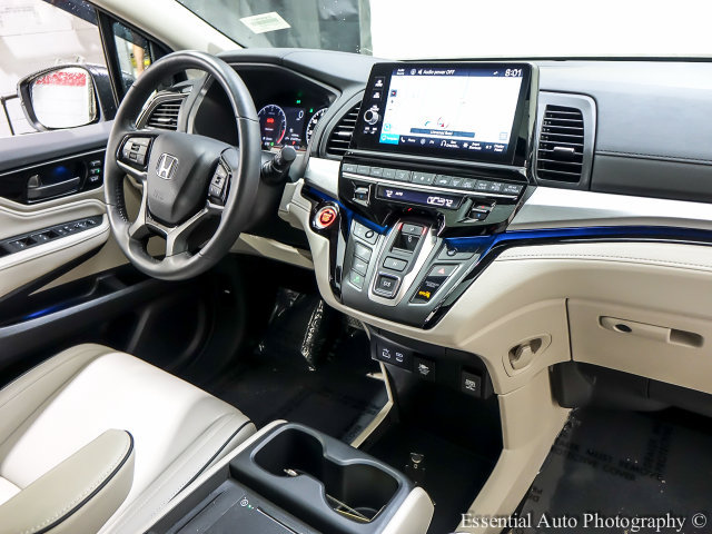 Used 2025 Honda Odyssey Touring image 24