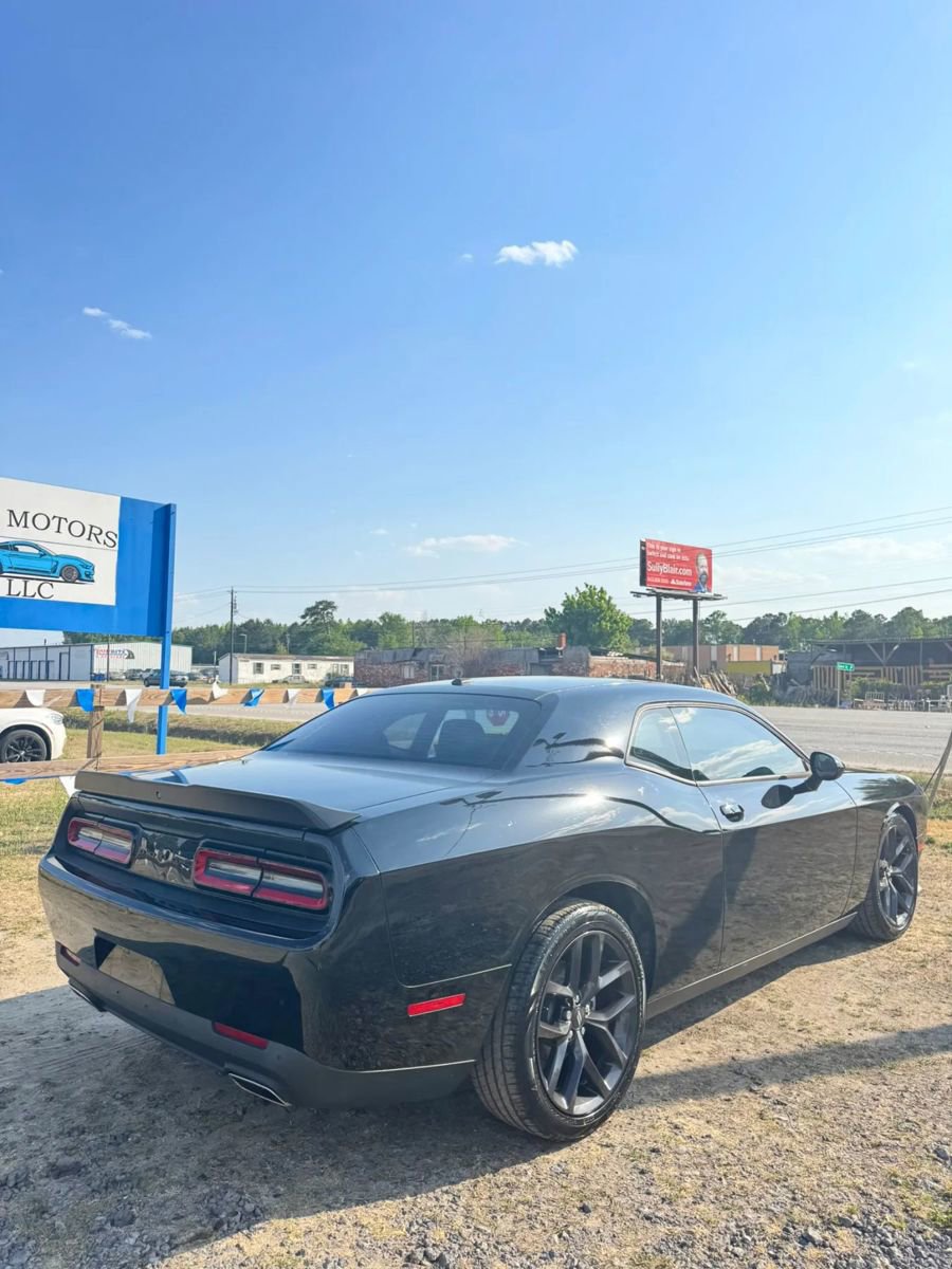 Used 2021 Dodge Challenger GT w/ Driver Convenience Group RWD image 9