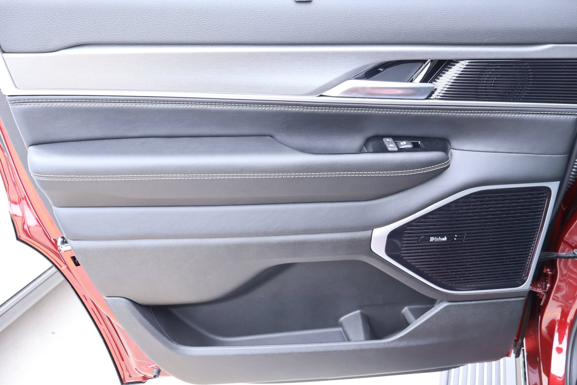 New 2026 Jeep Grand Wagoneer Limited AWD/4WD image 19