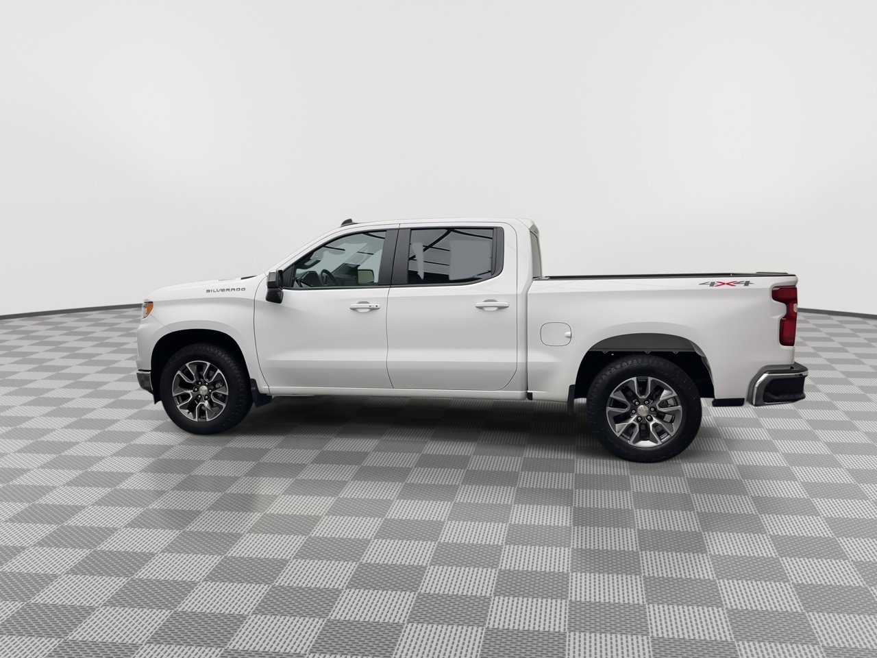 Certified 2024 Chevrolet Silverado 1500 LT image 38