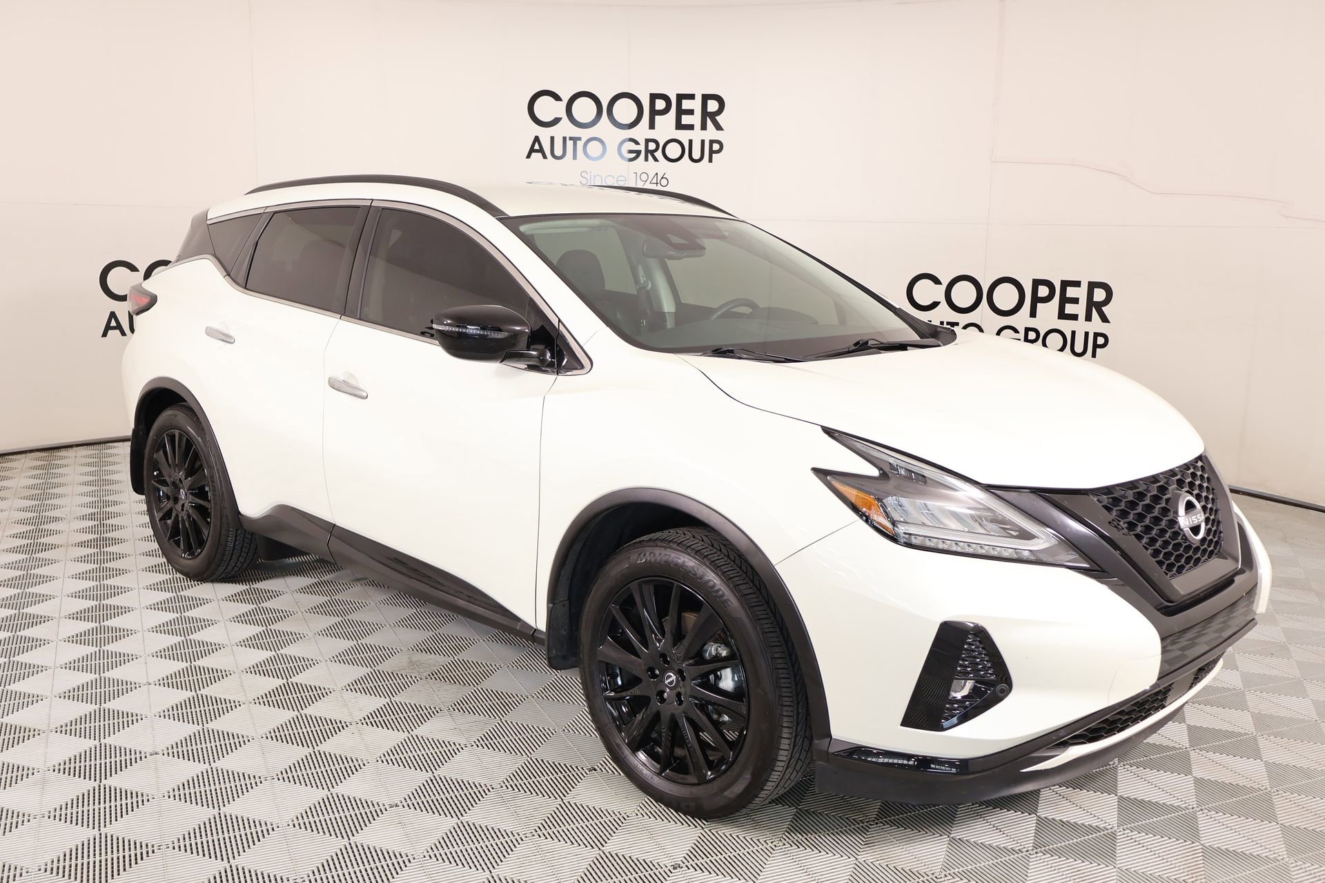 Used 2023 Nissan Murano SV w/ SV Midnight Edition Package