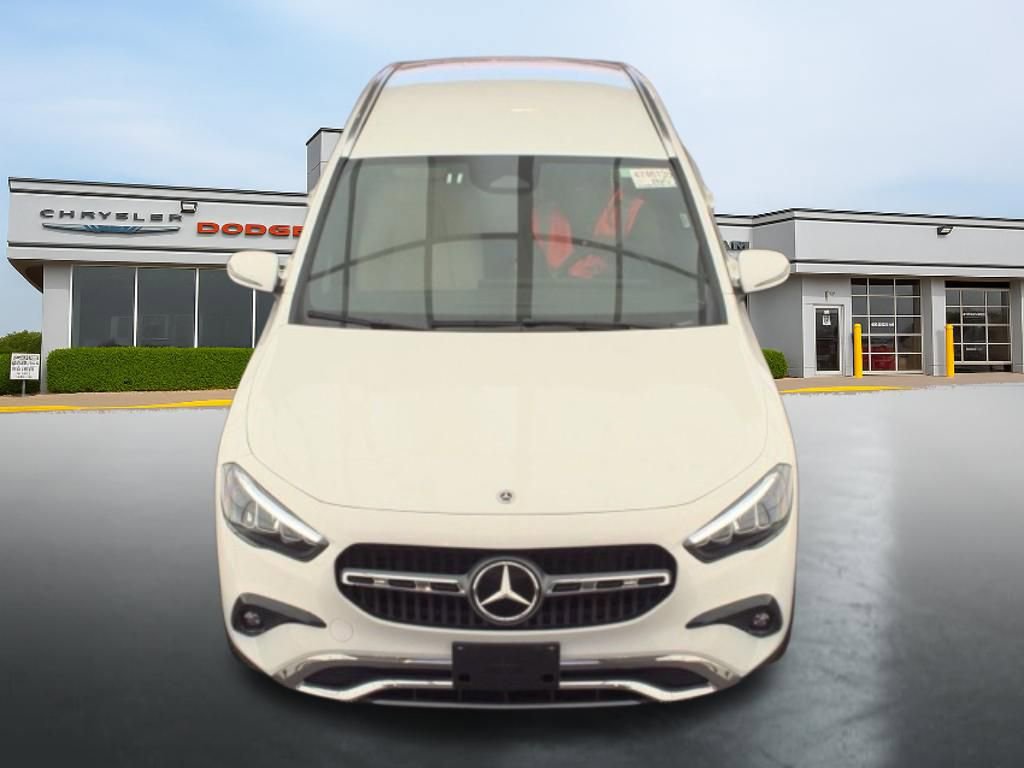 Used 2025 Mercedes-Benz GLA 250 4MATIC image 3