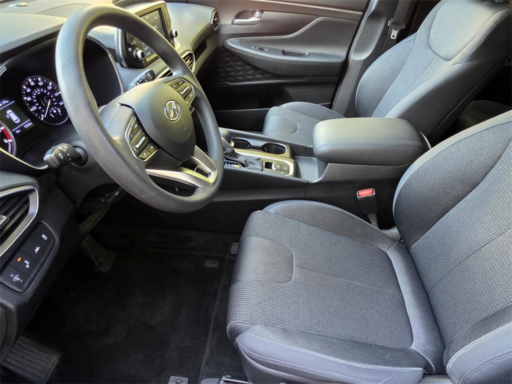 Used 2019 Hyundai Santa Fe SE image 8