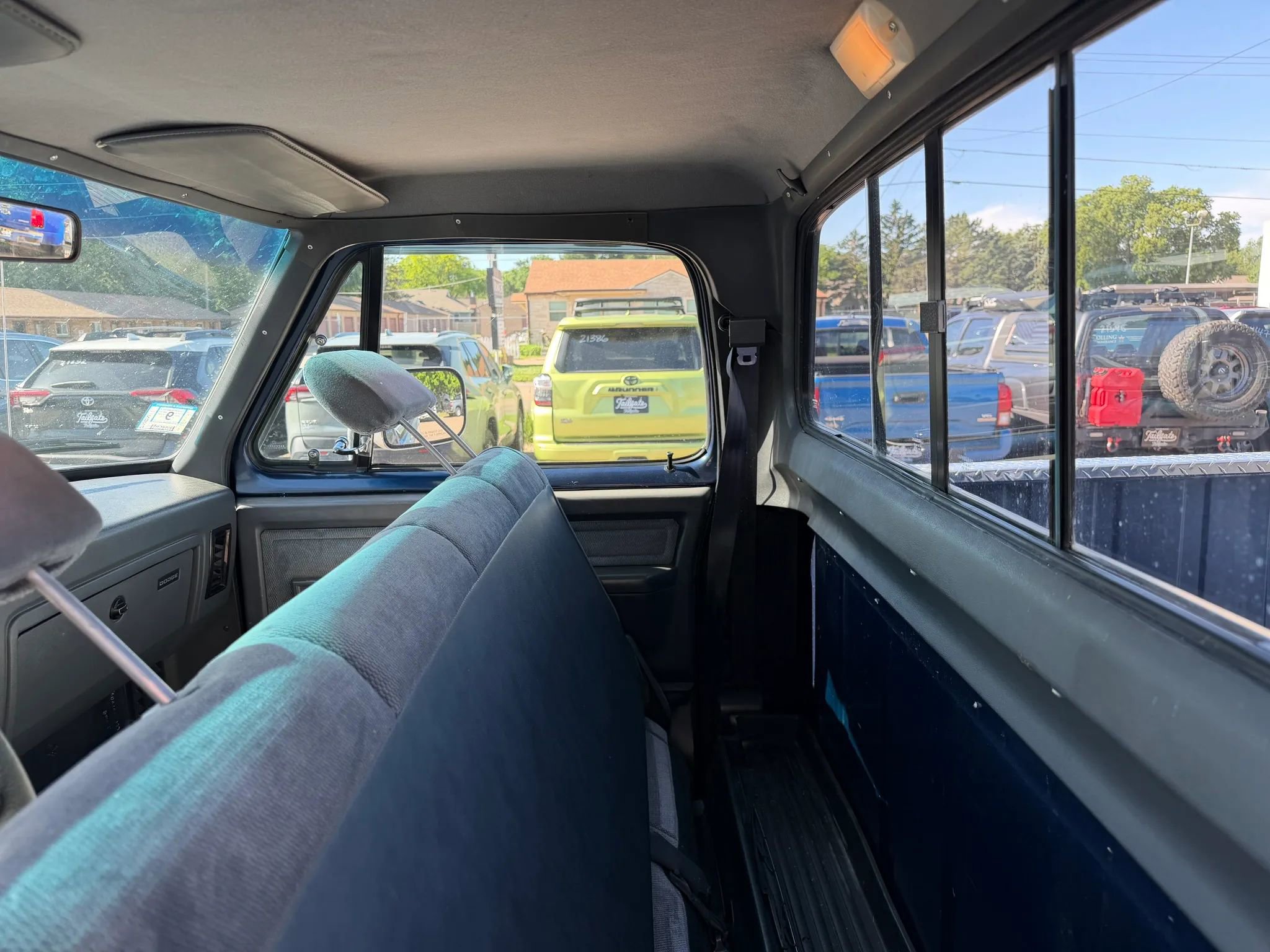 Used 1993 Dodge D/W Truck 250 AWD/4WD image 49