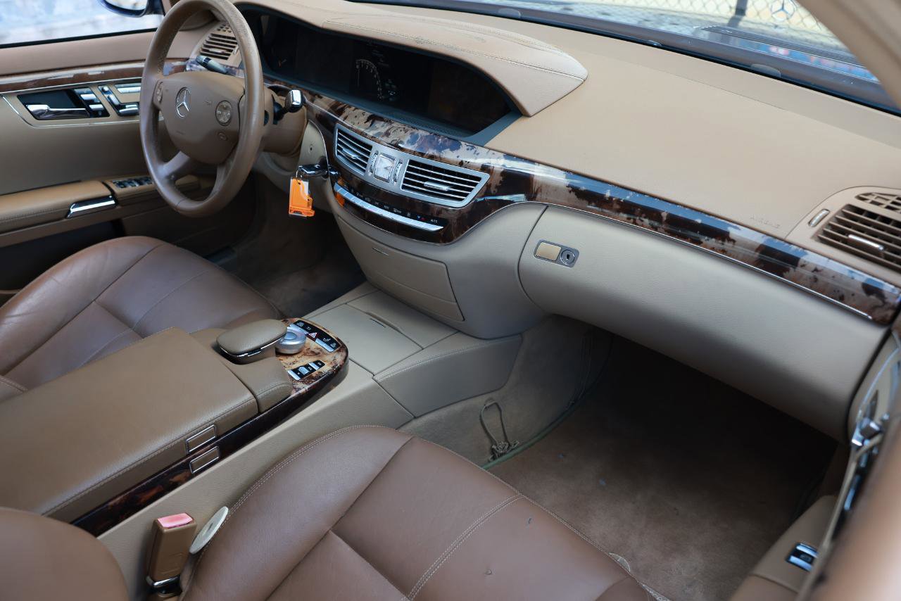 Used 2007 Mercedes-Benz S 550 image 16