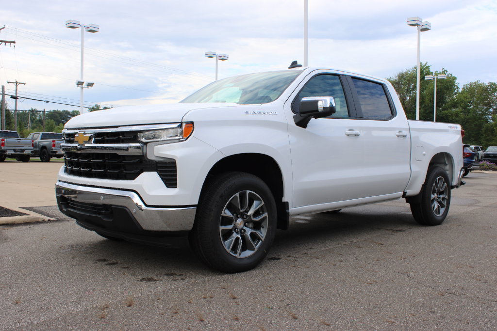 New 2026 Chevrolet Silverado 1500 LT w/ Safety Package AWD/4WD image 11