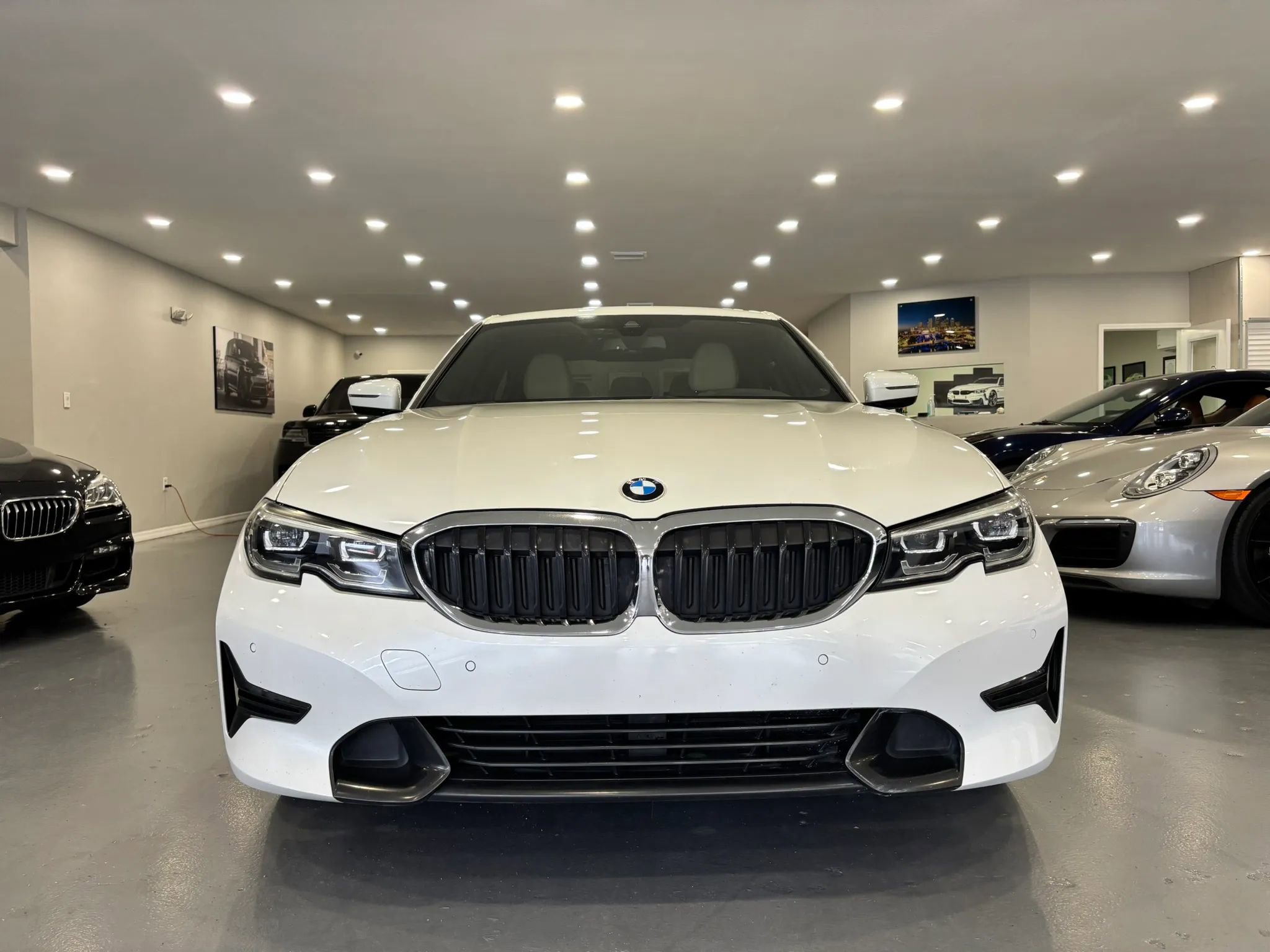 Used 2020 BMW 330i Sedan w/ Convenience Package RWD image 2