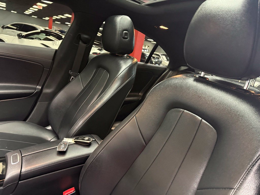 Used 2023 Mercedes-Benz CLA 250 image 23