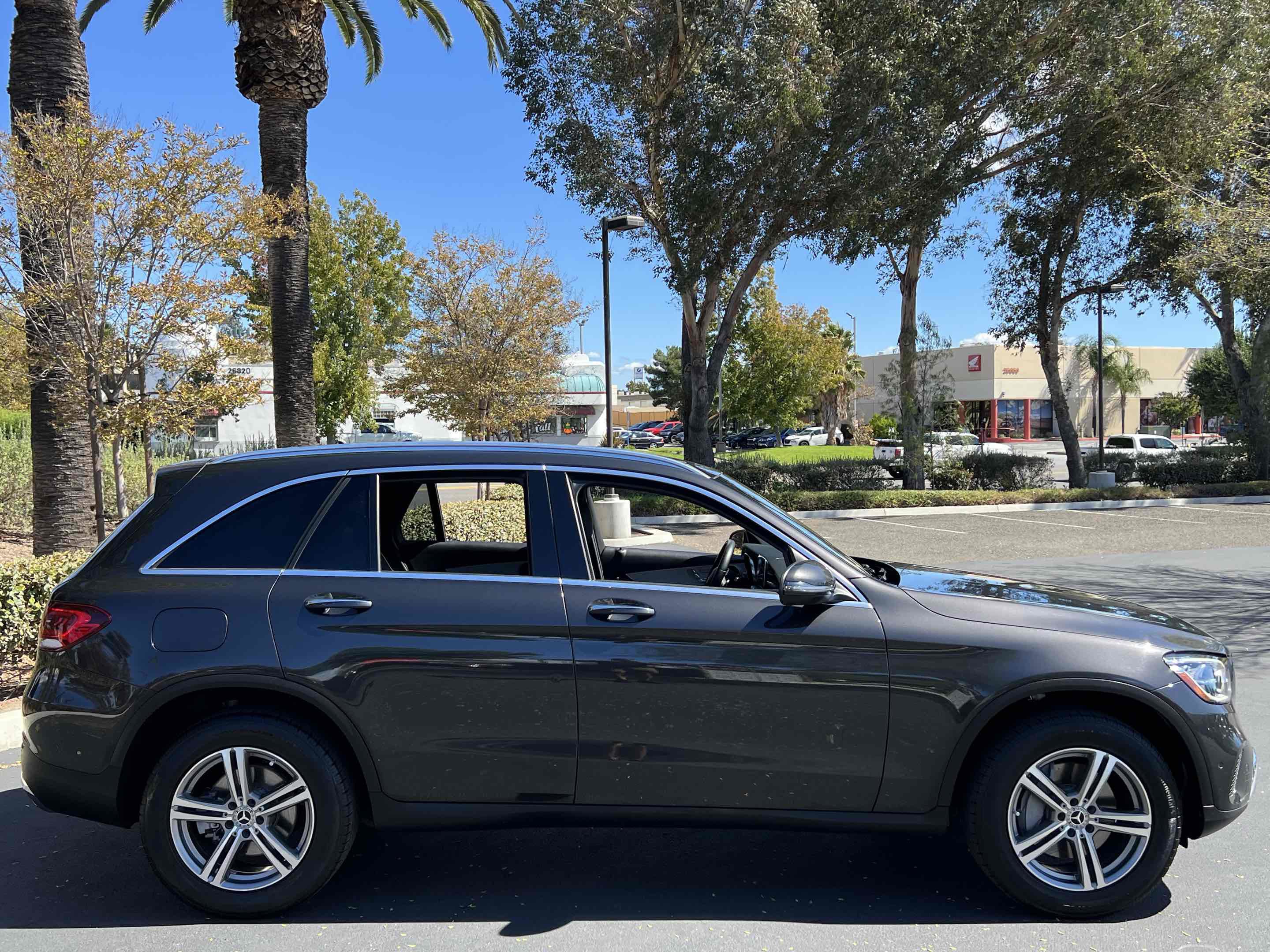 Used 2022 Mercedes-Benz GLC 300 image 15