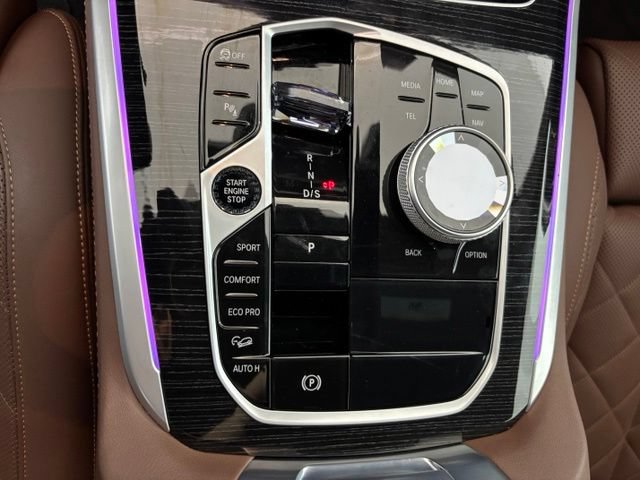 Used 2025 BMW X5 M60i AWD/4WD image 18