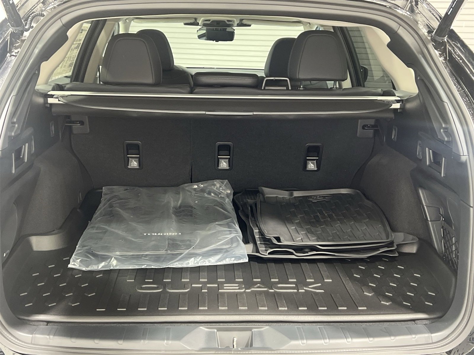 New 2025 Subaru Outback Touring XT image 24