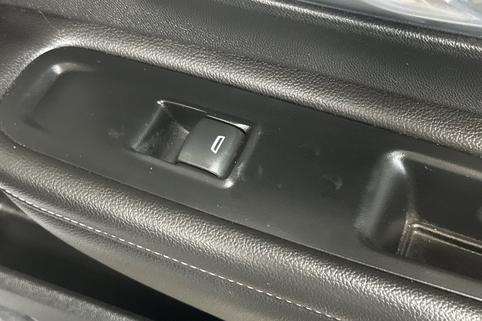 Used 2022 GMC Terrain SLE w/ Driver Convenience Package FWD image 22