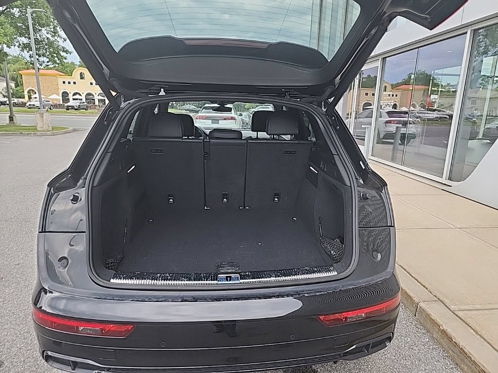 Used 2019 Audi SQ5 Premium Plus w/ Premium Plus Package AWD/4WD image 8