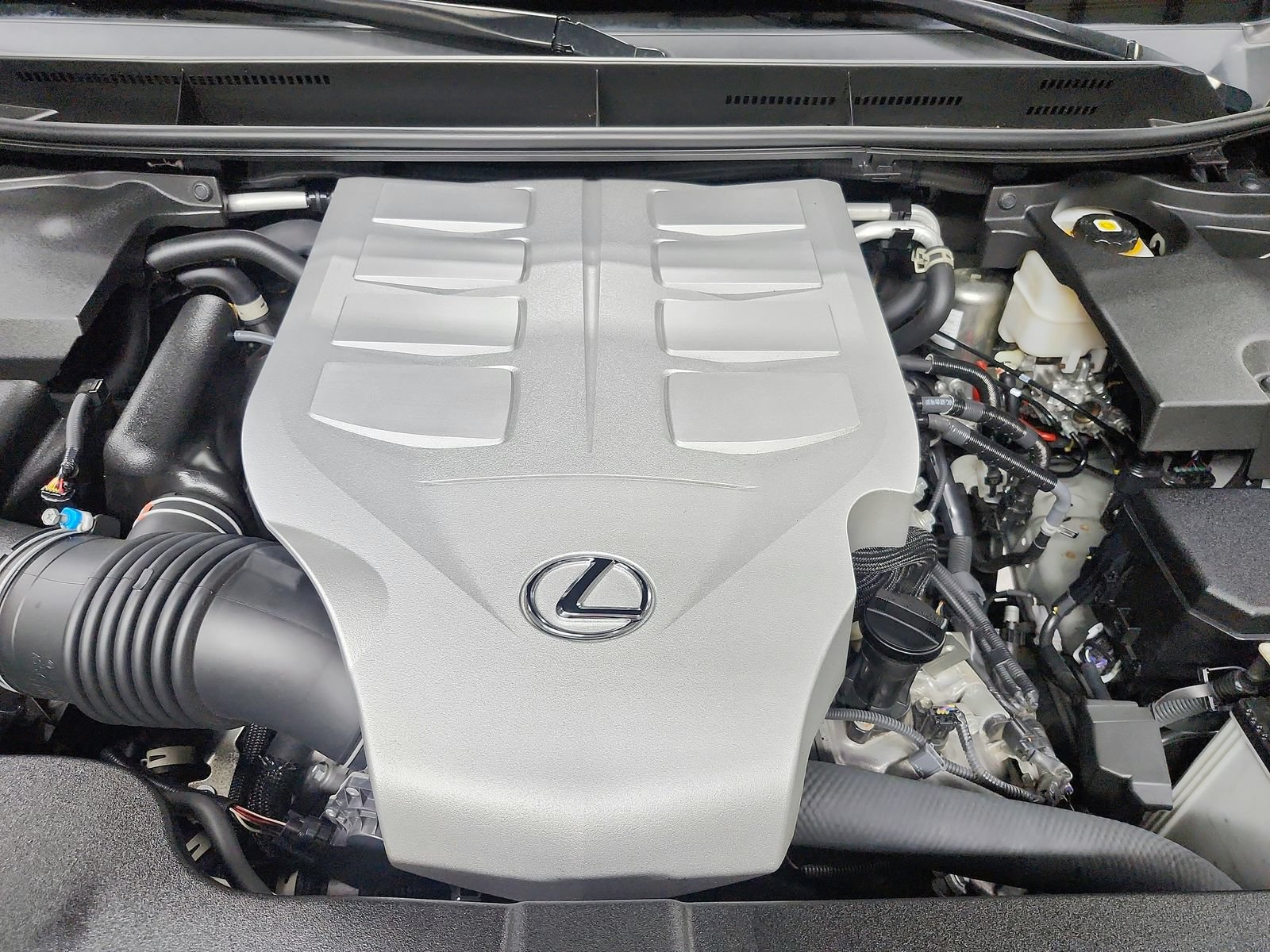 Used 2023 Lexus GX 460 Premium w/ Premium Package AWD/4WD image 18