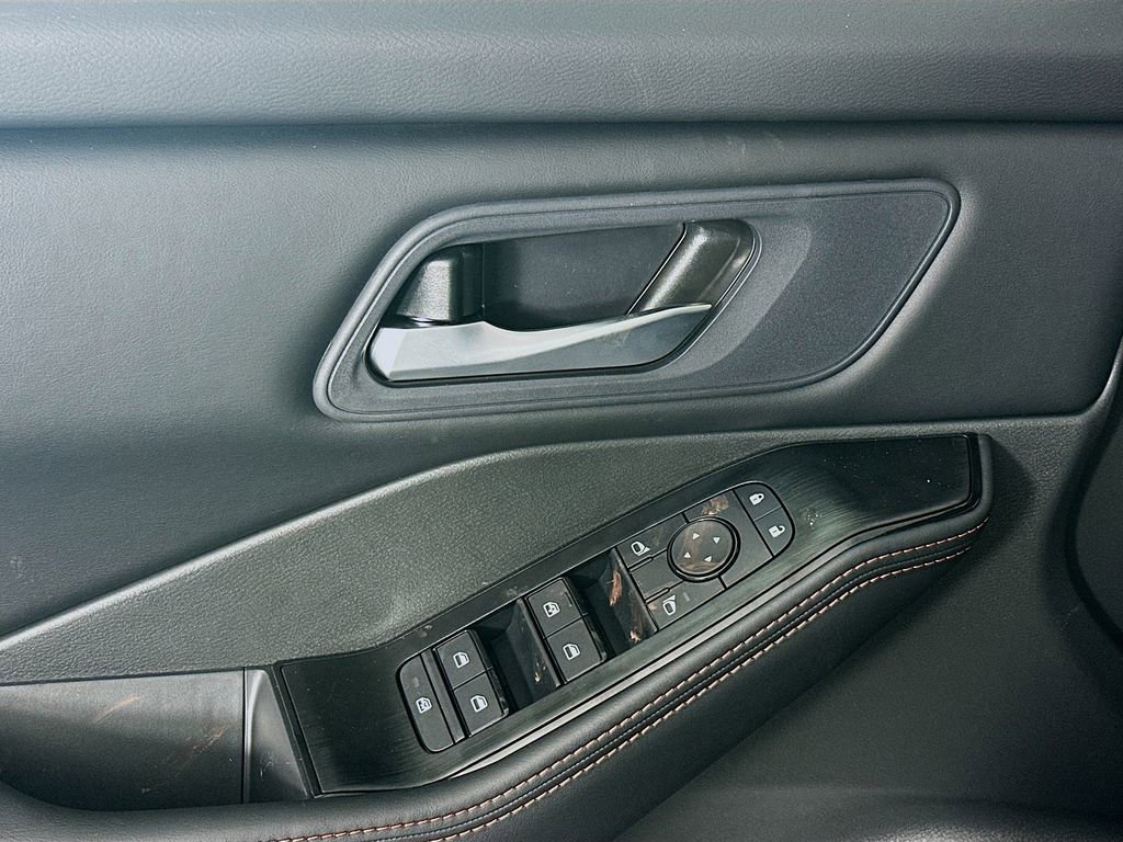 New 2026 Nissan Rogue SV image 23