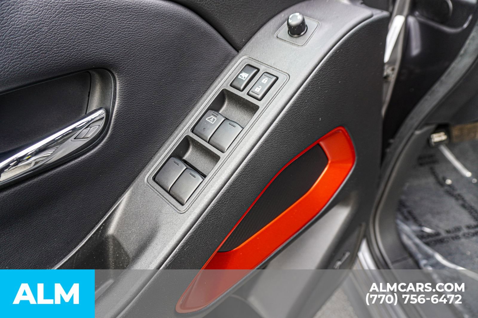 Used 2025 Nissan Frontier PRO-4X w/ Pro Convenience Package image 51