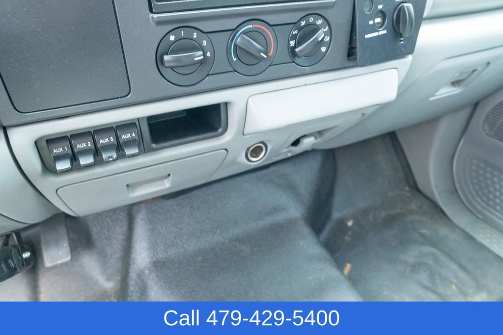 Used 2005 Ford F350 XL image 18