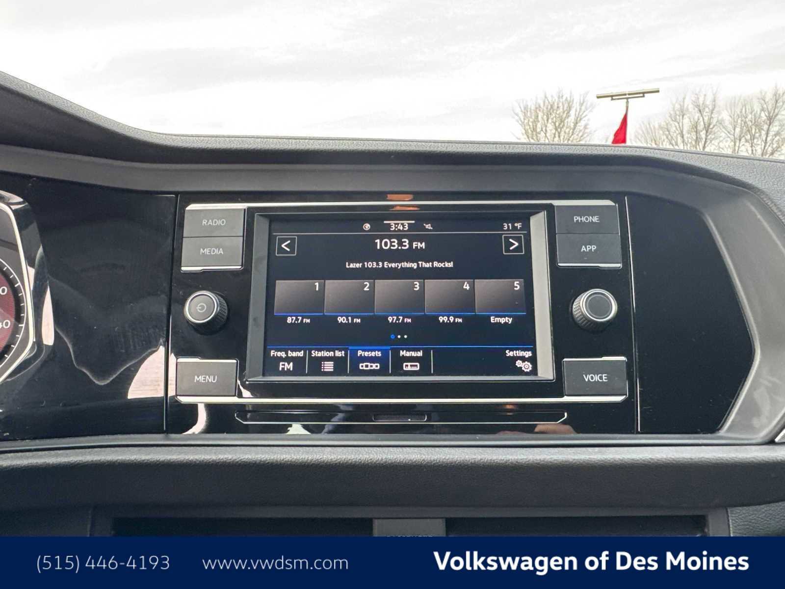 Used 2021 Volkswagen Jetta S w/ Driver Assistance Package image 17