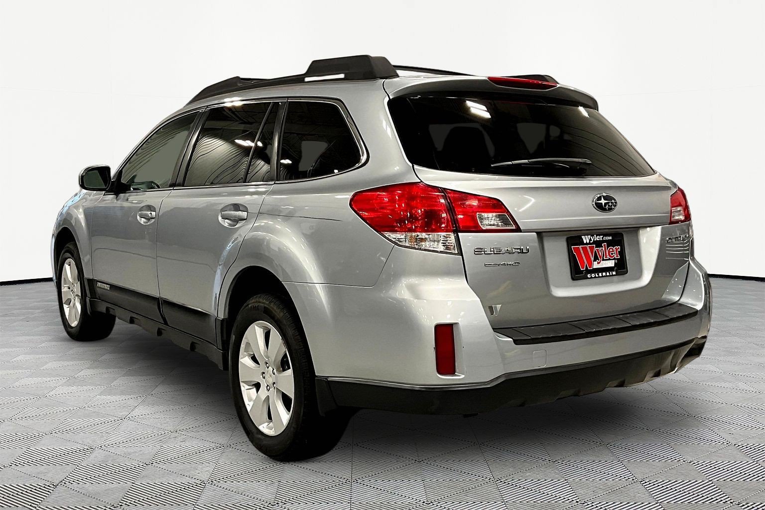 Used 2012 Subaru Outback 2.5i Premium AWD/4WD image 4