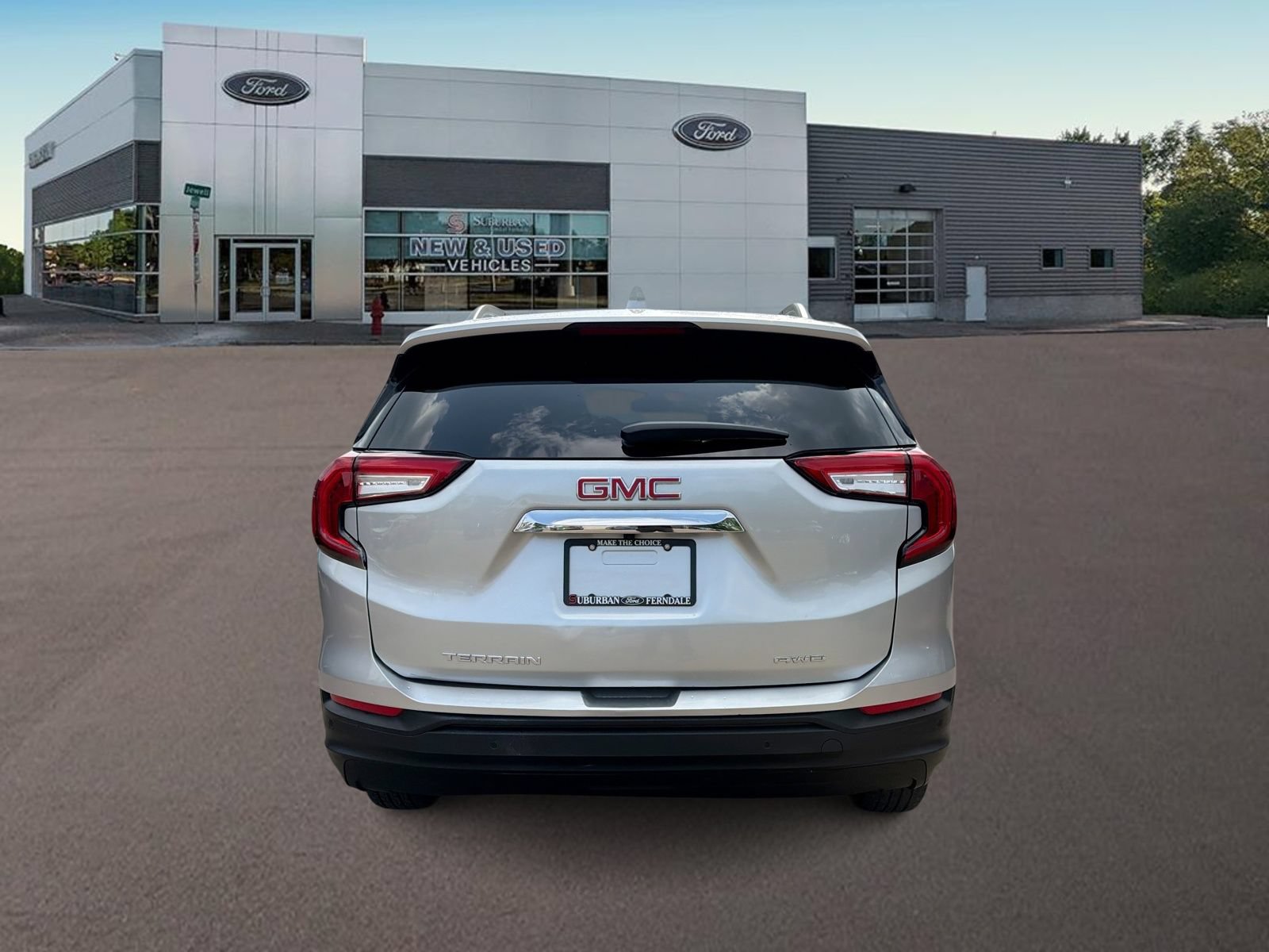 Used 2022 GMC Terrain SLE w/ Driver Convenience Package AWD/4WD image 8