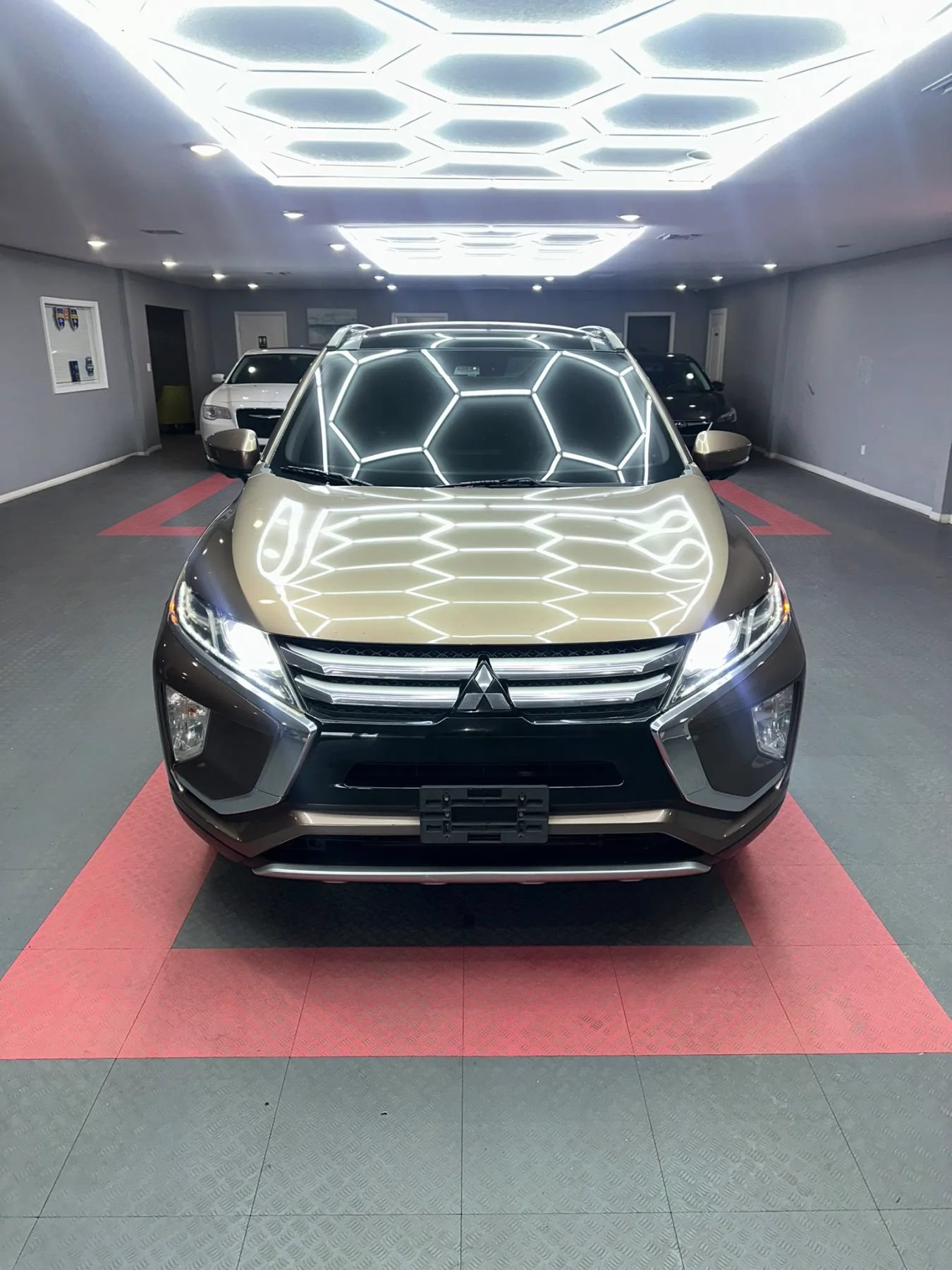 Used 2018 Mitsubishi Eclipse Cross SEL AWD/4WD image 8