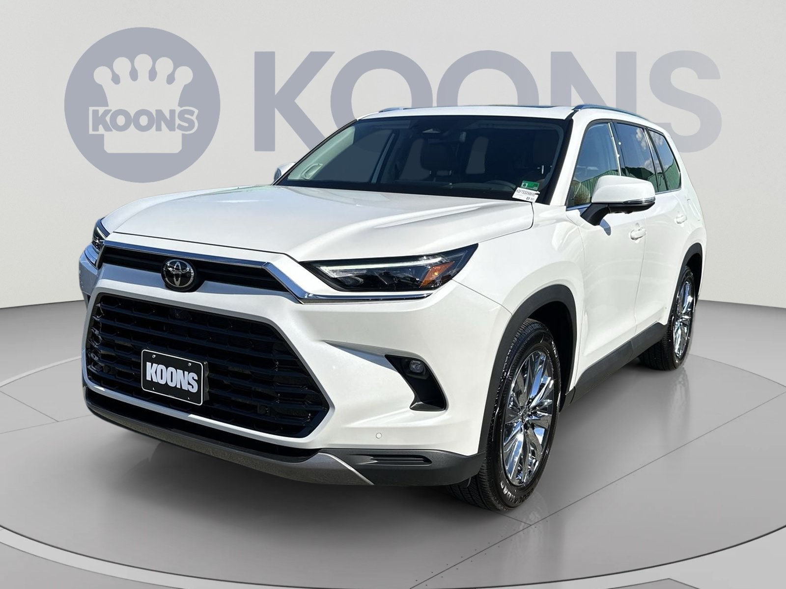 Used 2025 Toyota Grand Highlander AWD image 5
