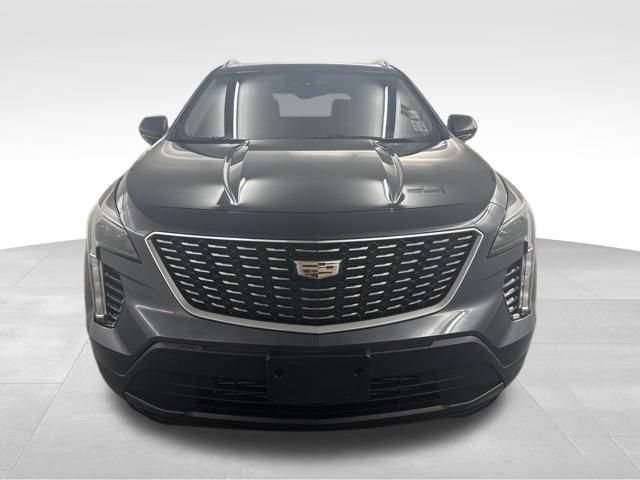 Used 2021 Cadillac XT4 Luxury w/ Cold Weather Package FWD image 2