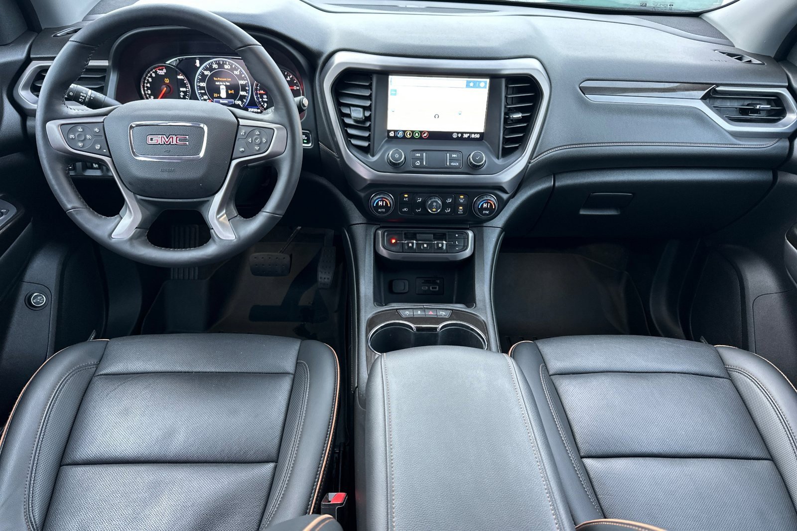 Used 2022 GMC Acadia AT4 w/ Technology Package image 15