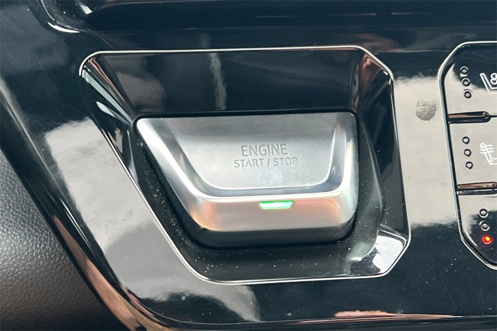 Used 2024 GMC Sierra 2500 AT4X image 21