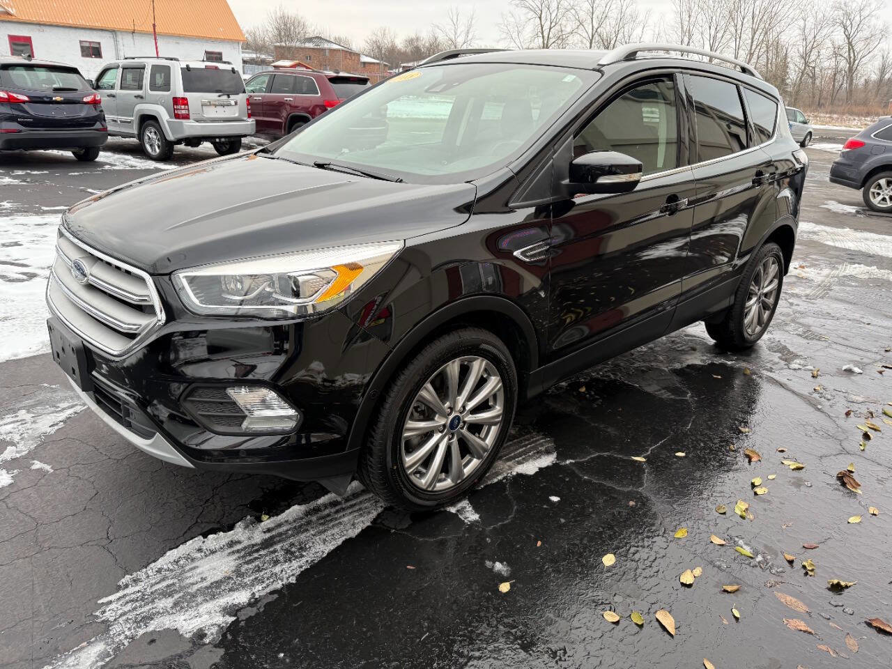 Used 2018 Ford Escape Titanium w/ Ford Safe & Smart Package image 3