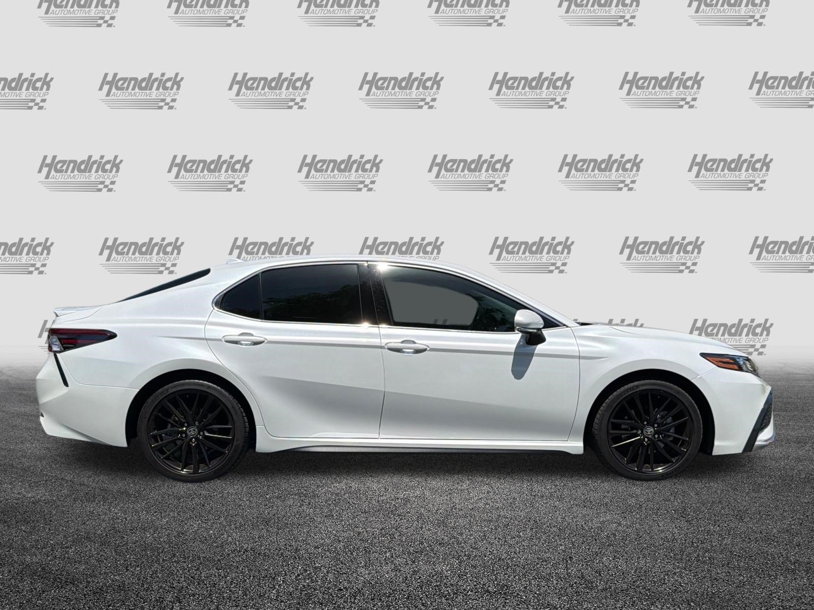 Used 2021 Toyota Camry XSE FWD image 3