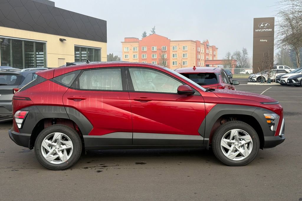 New 2026 Hyundai Kona SE image 4