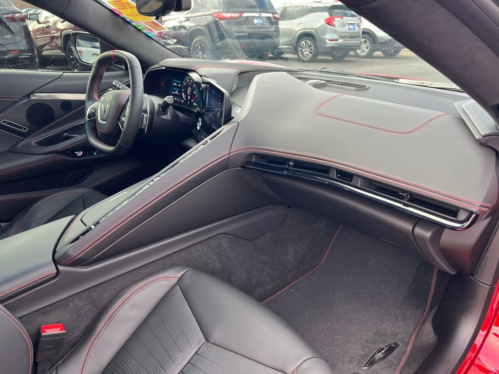 Used 2023 Chevrolet Corvette Stingray Premium Cpe w/ Body-Color Dual Roof Package image 26