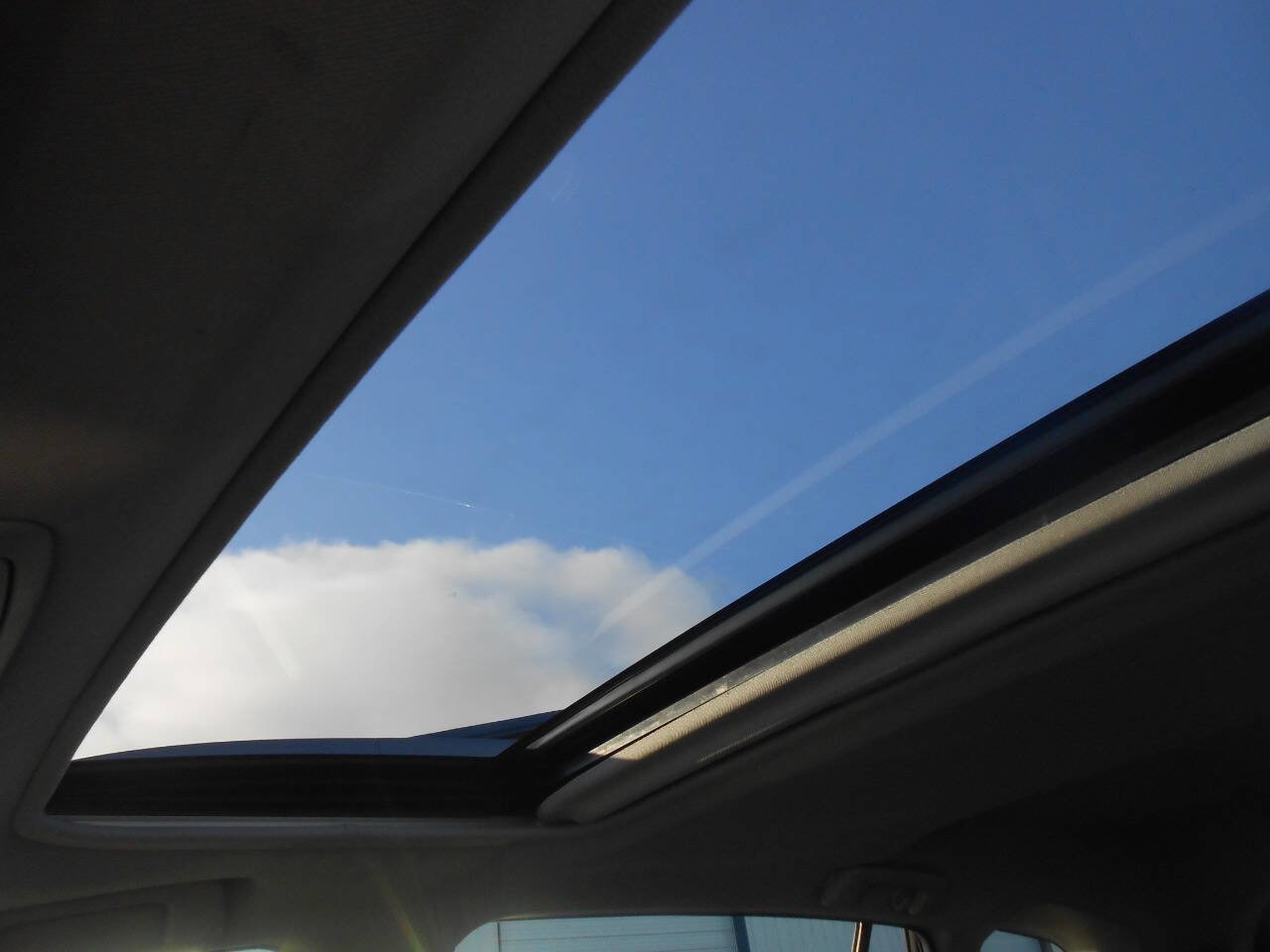 Used 2017 Toyota RAV4 XLE w/ Carpet Mat Package image 12