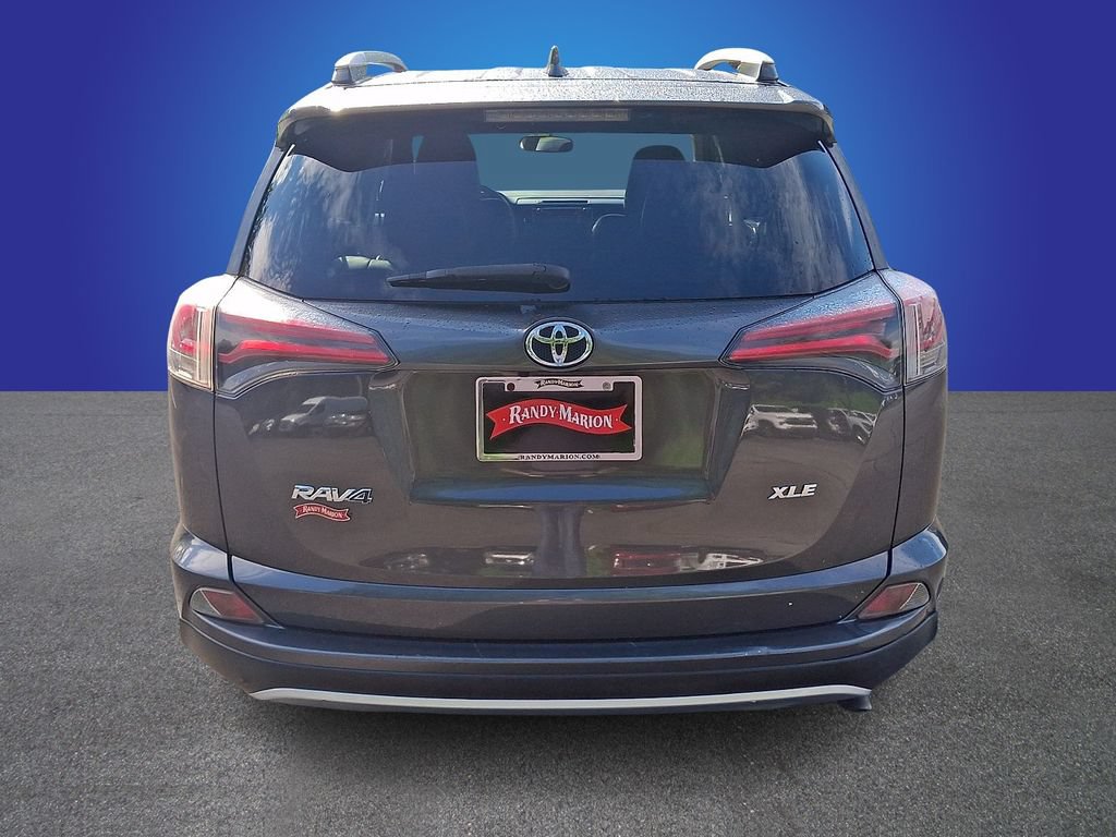 Used 2016 Toyota RAV4 XLE w/ Preferred Accessory Package FWD image 5