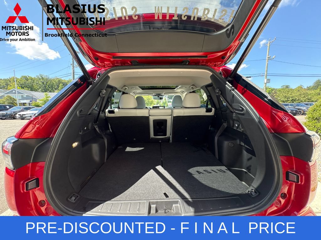 Used 2025 Mitsubishi Outlander SE AWD/4WD image 52