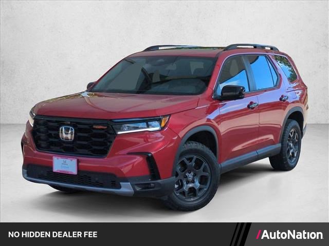 Certified 2025 Honda Pilot TrailSport