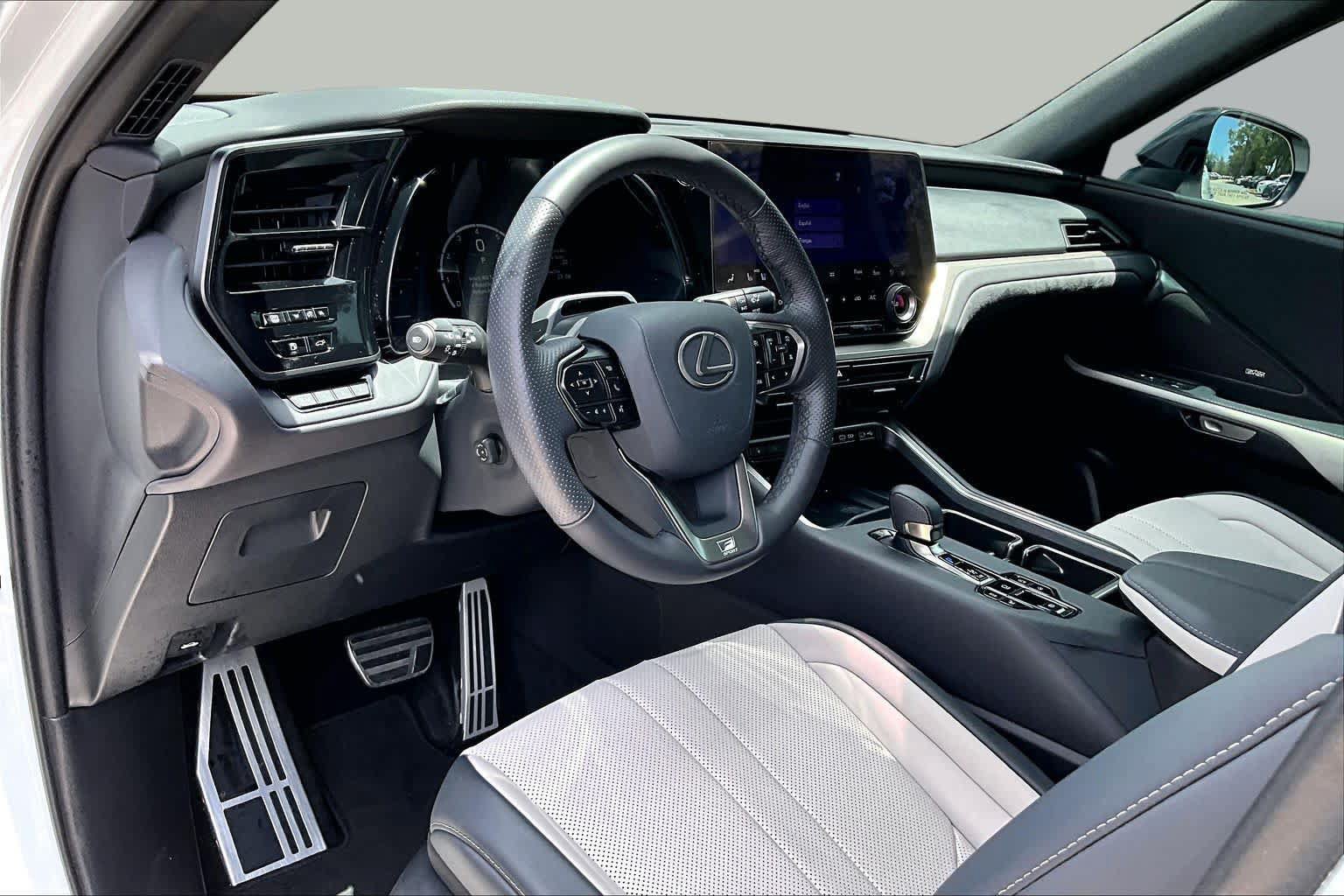 Used 2026 Lexus TX 350 AWD w/ Technology Package image 18