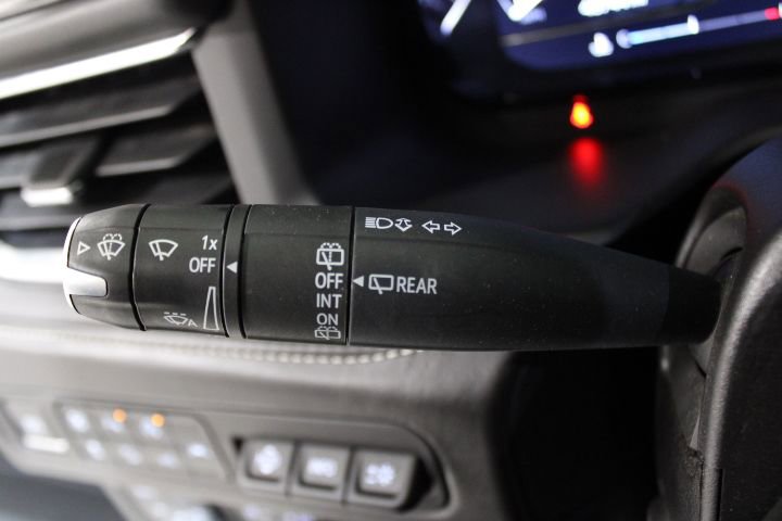 Used 2023 GMC Yukon Denali Ultimate image 40