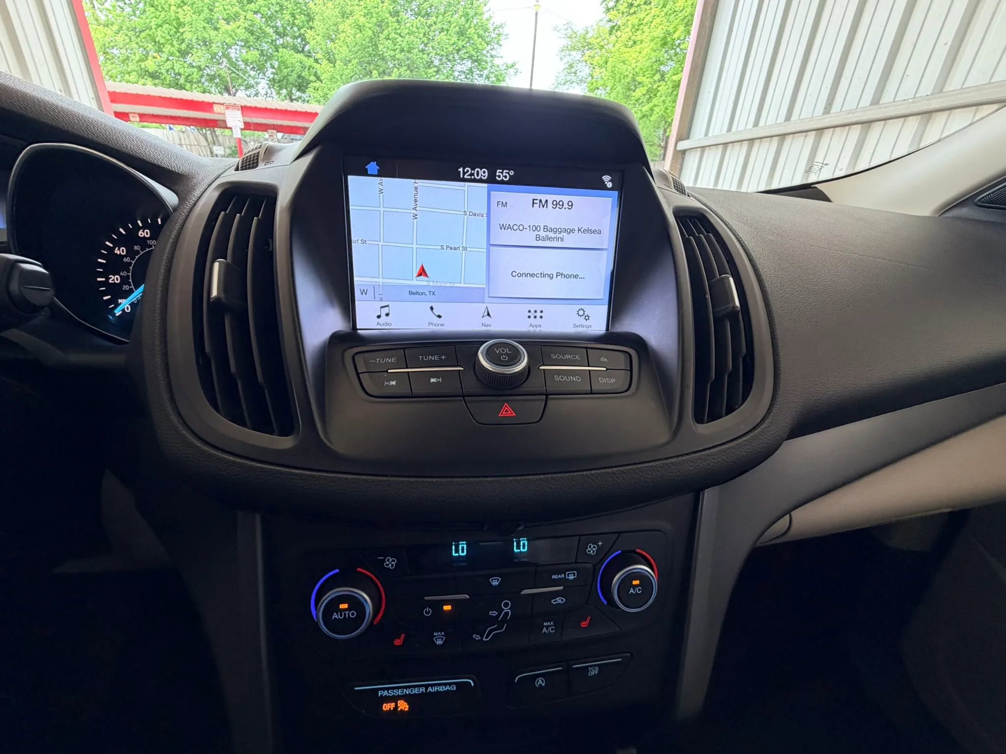 Used 2018 Ford Escape SEL image 11